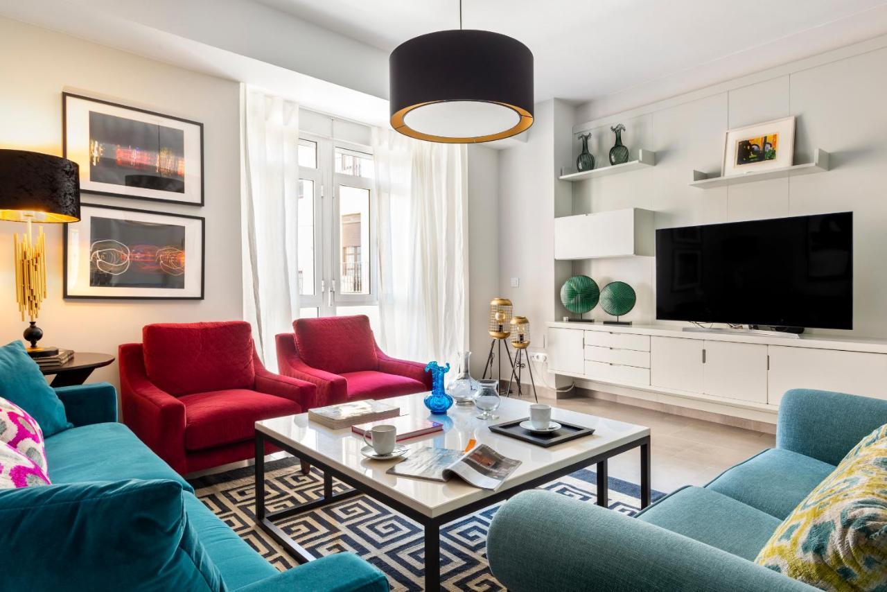 Genteel Home Plaza Nueva Sevilla Dış mekan fotoğraf